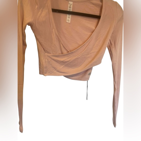 NWT Alo Yoga amelia long sleeve crop top NECTAR Size XS - Picture 2 of 4